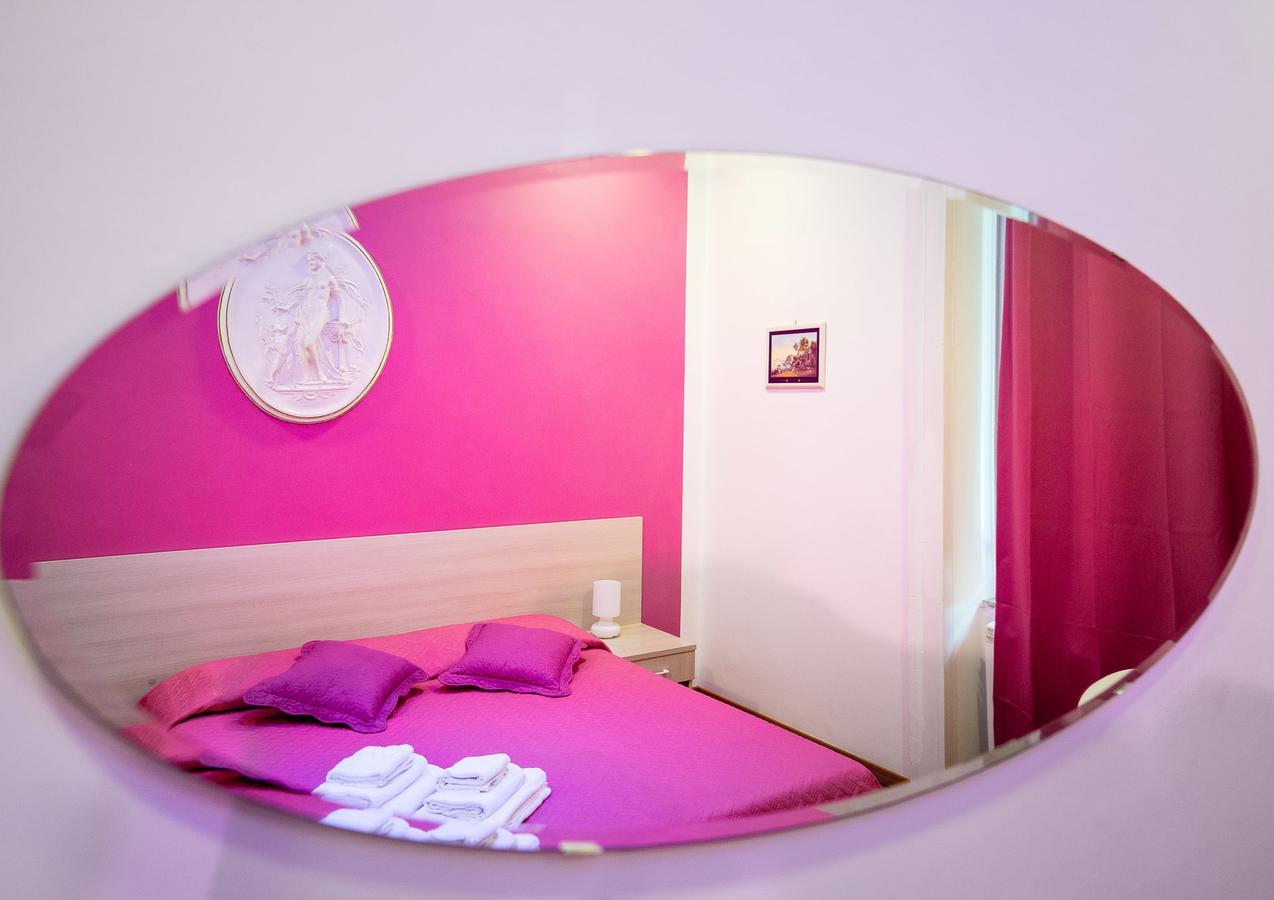 מטה B&B Villa Le Palme מראה חיצוני תמונה