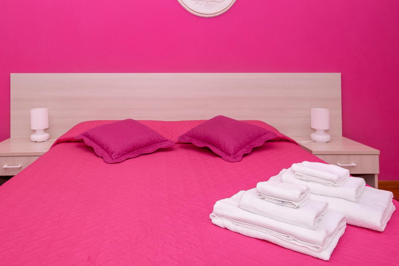 מטה B&B Villa Le Palme מראה חיצוני תמונה
